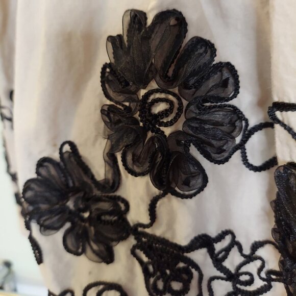 Floral A-Line Full Skirt Dress Cap Sleeve Black Tan Embroidered Flare Dress - Picture 5 of 5